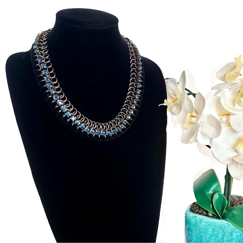 LANE BRYANT Black & Blue Velvet Wrapped Gunmetal Sapphire Statement Necklace NWT